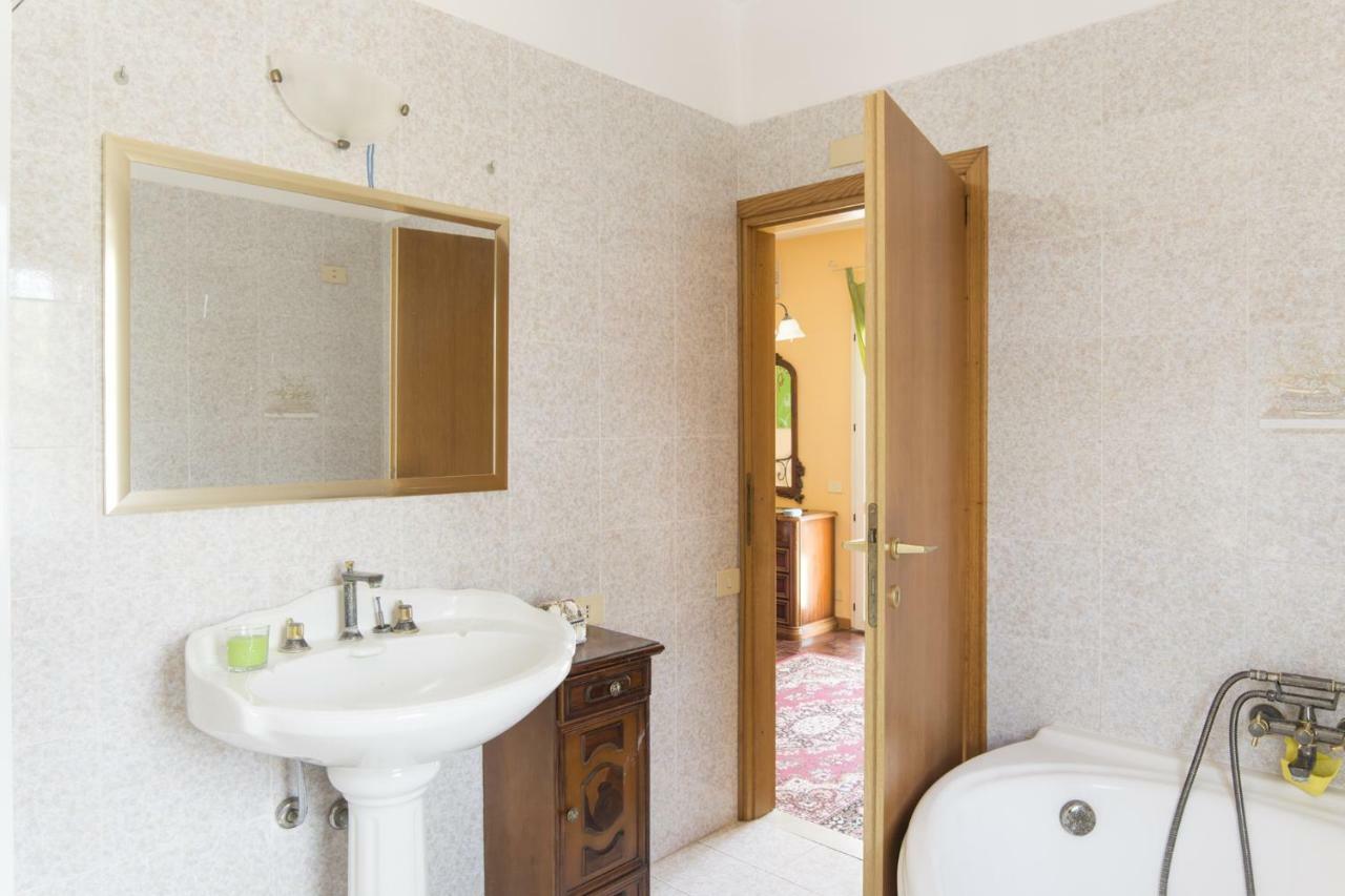 안치오 Vacationers Refuge B&B 외부 사진